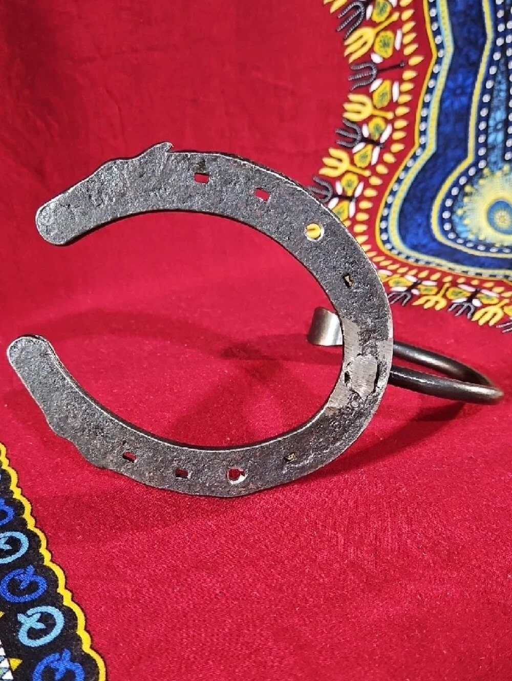 Authentic Rustic Hand Forged Iron Horseshoe Wall Hook with Horse Heads